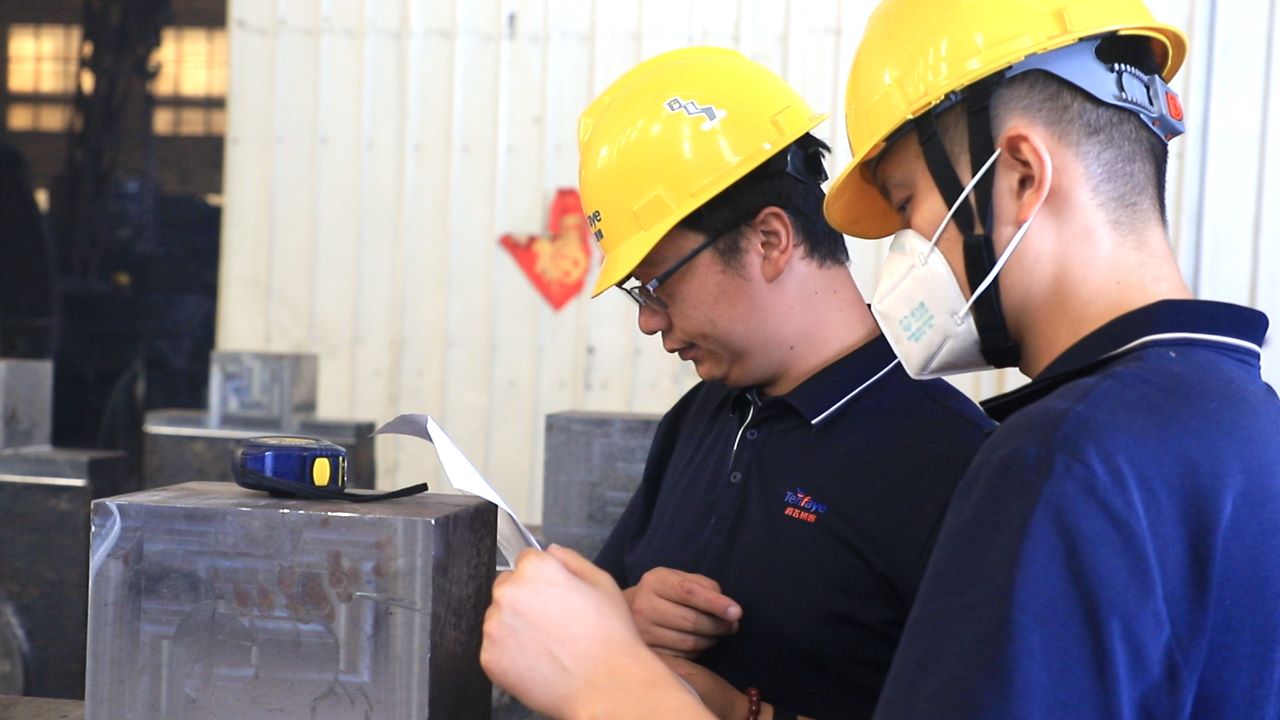 大型鑄鋼廠-騰飛鑄鋼如何做到探傷標(biāo)準(zhǔn)一級的？