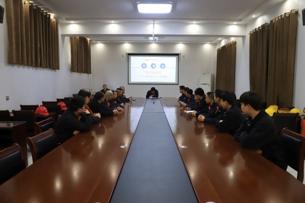 師道匠心鑄鋼魂：騰飛鑄鋼“師帶徒”與教師節(jié)的雙向奔赴